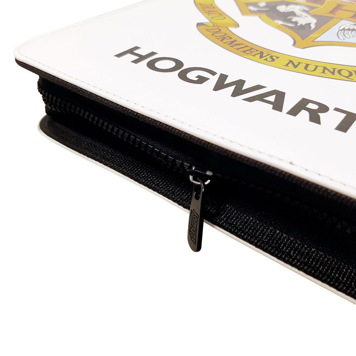 Dragon Shield: Card Codex Zipster Binder - Wizarding World (Hogwarts) | Gamers Paradise