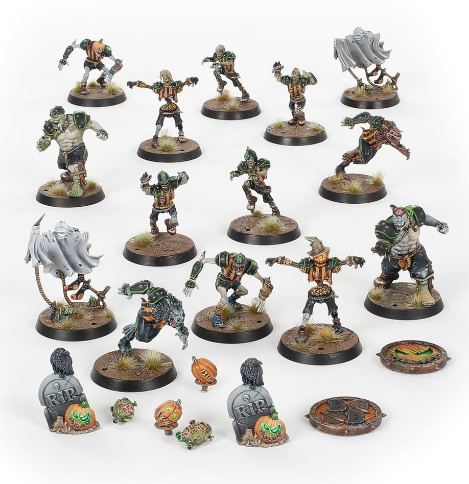 BLOOD BOWL: Necromantic Horror Blood Bowl Team – The Wolfenburg Crypt-Stealers | Gamers Paradise
